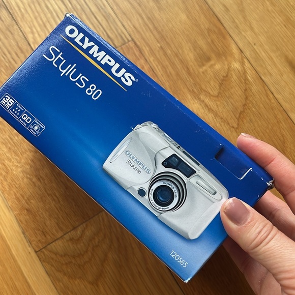 COPY - COPY - Olympus Stylus 80 35mm - Picture 9 of 10